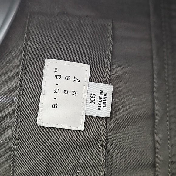 Utility Microfiber Zipup Super cute Jacket XS On Trend - Picture 4 of 9